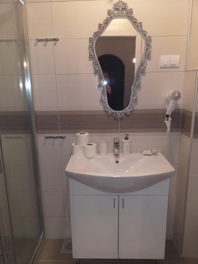 Zeravica Rooms B&B Sremski Karlovci Exterior foto