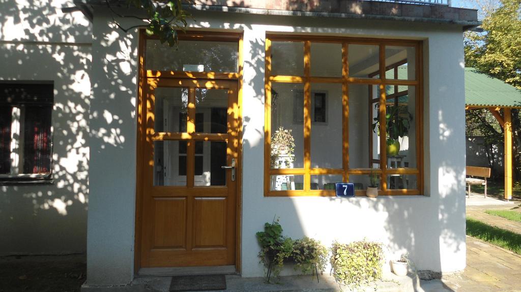 Zeravica Rooms B&B Sremski Karlovci Exterior foto
